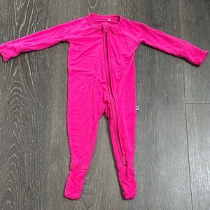 Bums & Roses pink footie